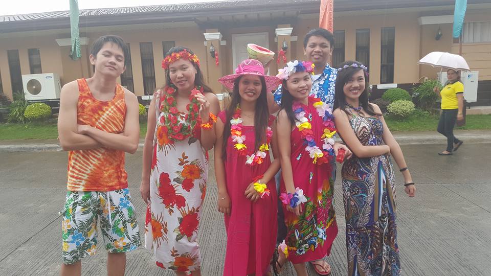 Osomnimedia Christmas Party Part 1 - Hawaiian Costume Contest